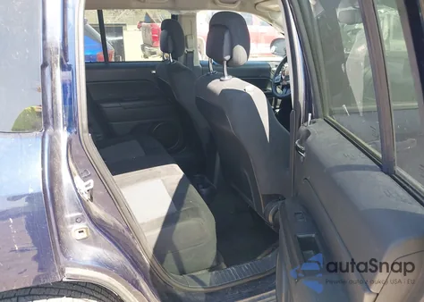 2016 Jeep Compass Sport из США, поврежденный, VIN 1C4NJDBB1GD662780